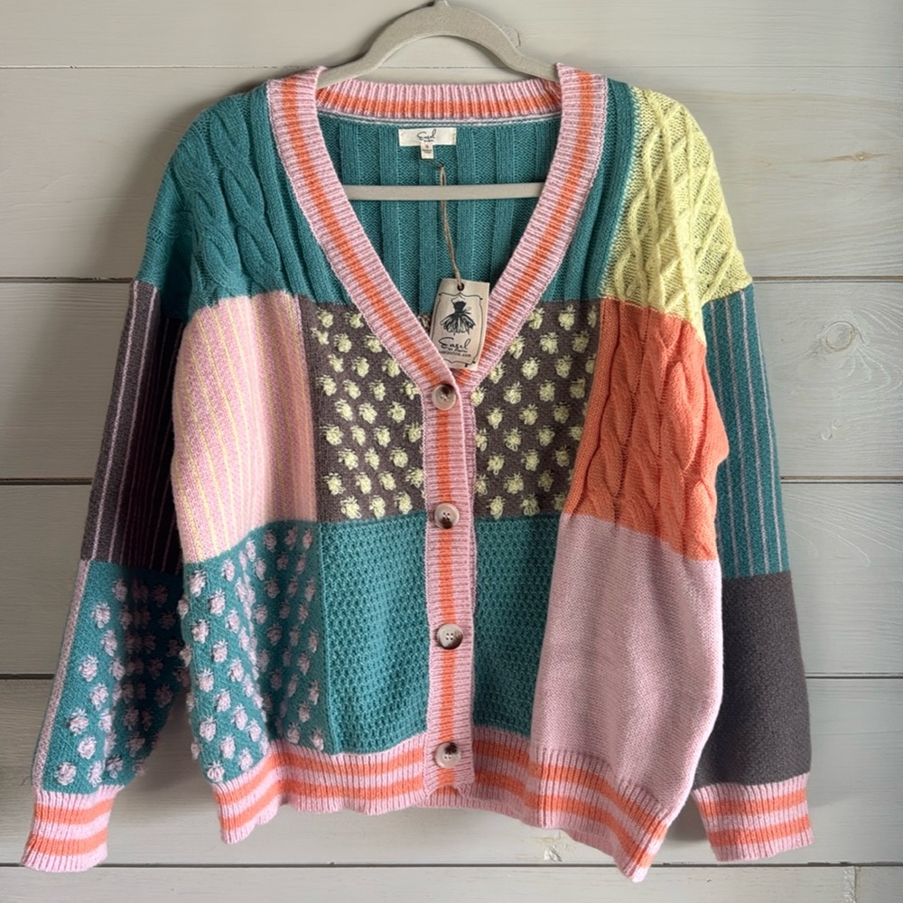 Easel Sweater Small New